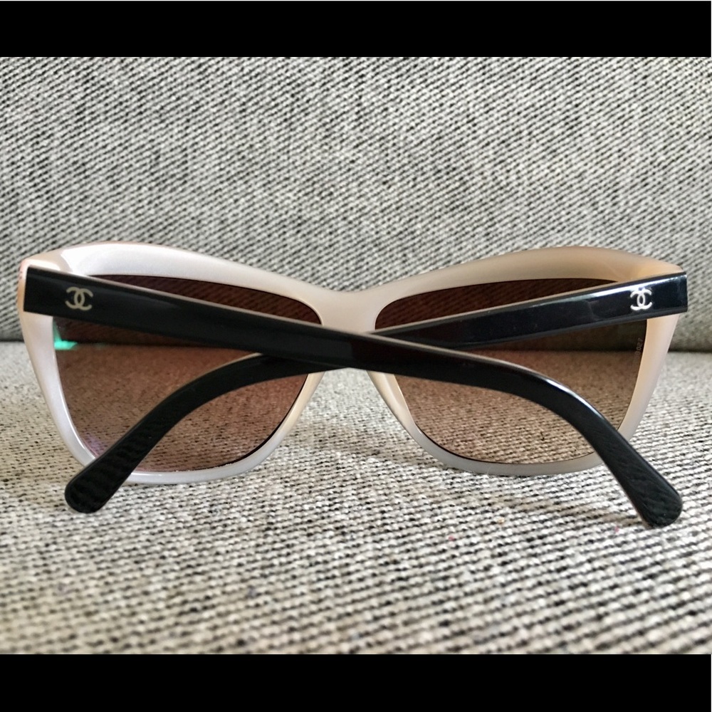 Chanel sunglasses - Picture 5 of 6